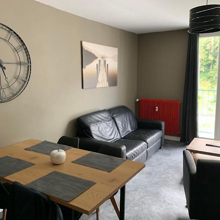 Appartement tout confort dans une résidence calme Givet Extérieur photo