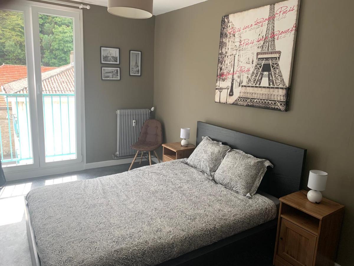 Appartement tout confort dans une résidence calme Givet Extérieur photo