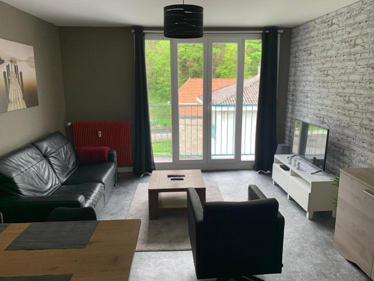 Appartement tout confort dans une résidence calme Givet Extérieur photo